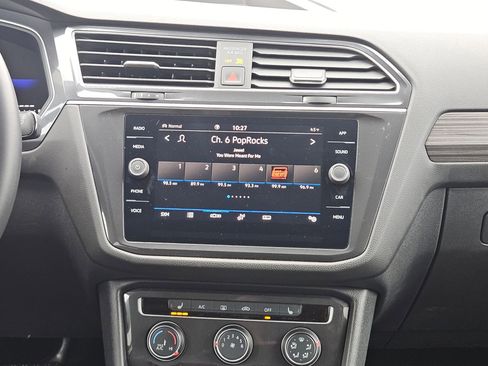 Used 2024 Volkswagen Tiguan Wolfsburg Edition image 17