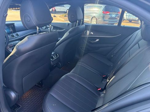 Used 2023 Mercedes-Benz E 350 4MATIC Sedan image 9