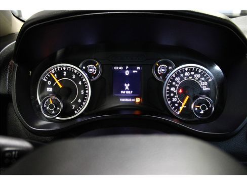 Used 2019 RAM 1500 Big Horn image 30