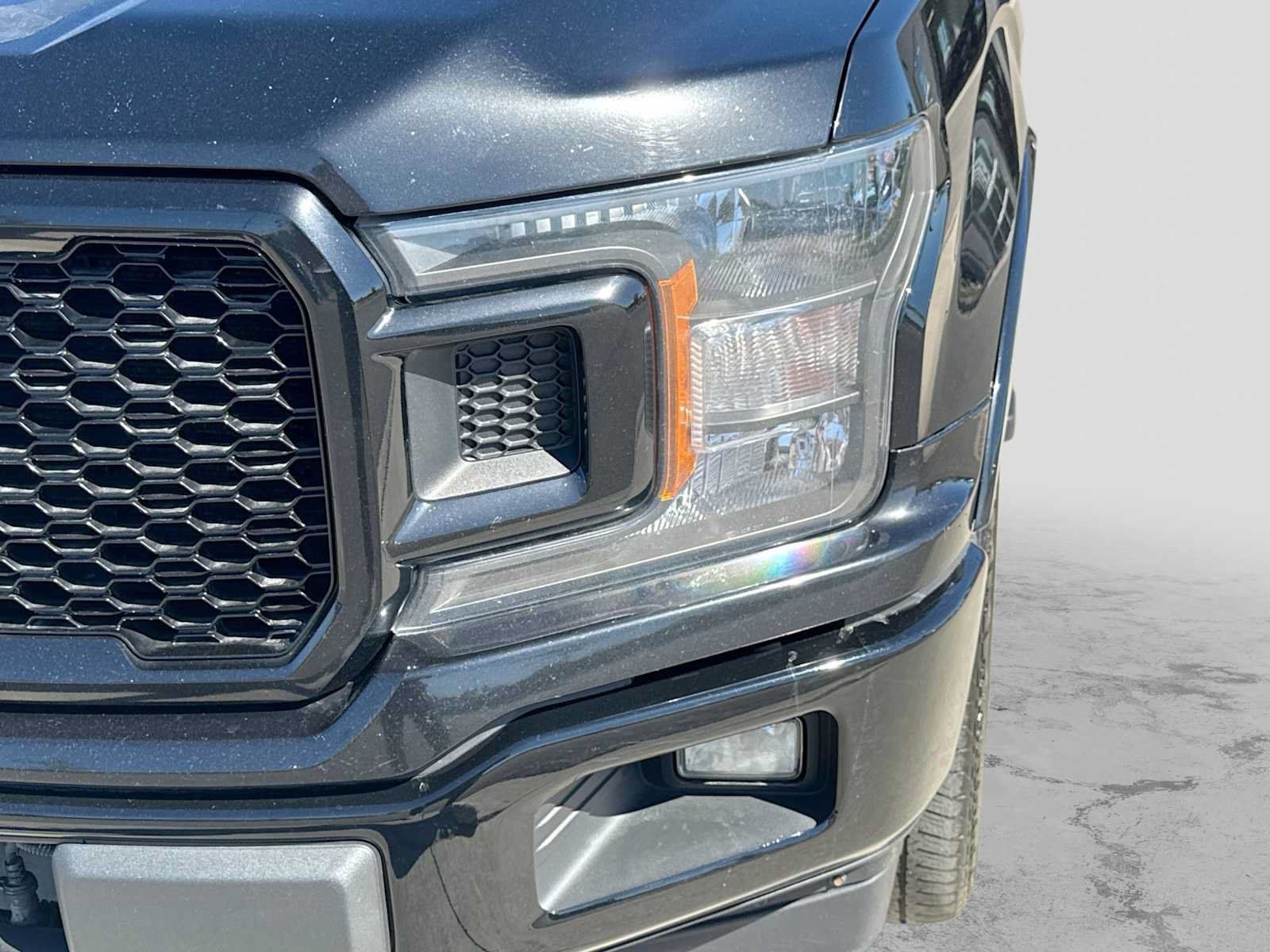 Used 2018 Ford F150 XLT w/ Equipment Group 302A Luxury AWD/4WD image 10