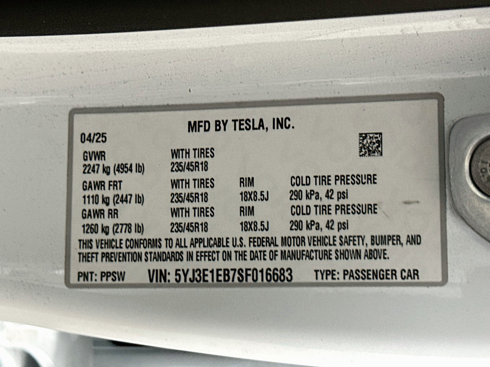 Used 2025 Tesla Model 3 Long Range AWD/4WD image 12