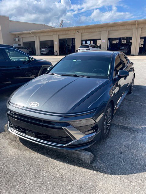 Certified 2024 Hyundai Sonata SEL FWD image 1