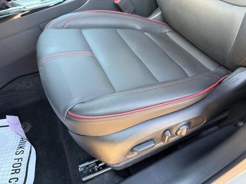 Used 2024 Chevrolet TrailBlazer RS w/ Convenience Package image 17