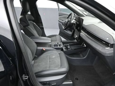 Certified 2025 Ford Mustang Mach-E GT AWD/4WD image 29