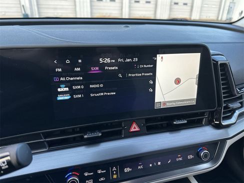 Used 2023 Kia Sportage EX image 16