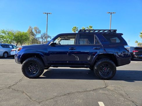 Used 2019 Toyota 4Runner TRD Off-Road Premium AWD/4WD image 3