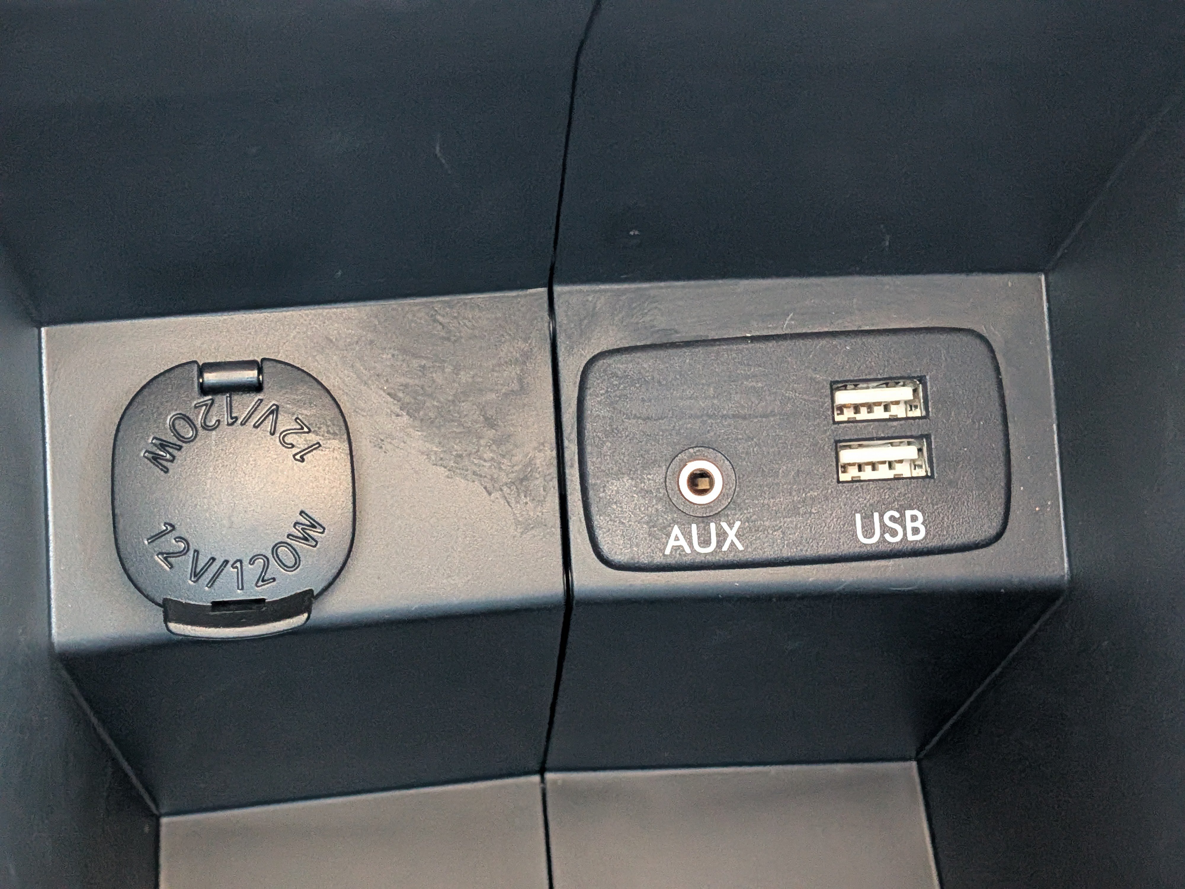 Used 2018 Subaru Forester 2.5i Premium AWD/4WD image 37