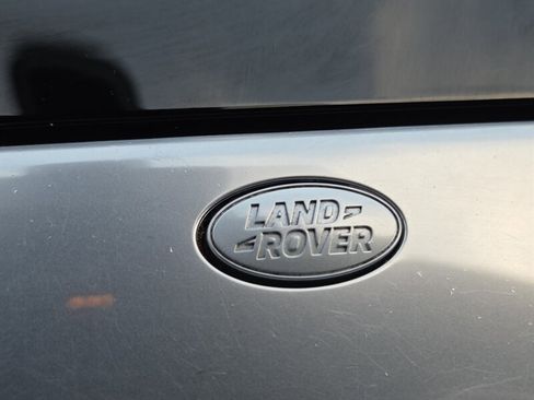 Used 2021 Land Rover Range Rover Velar R-Dynamic S image 34