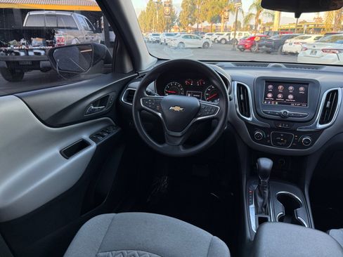 Used 2023 Chevrolet Equinox LS image 22