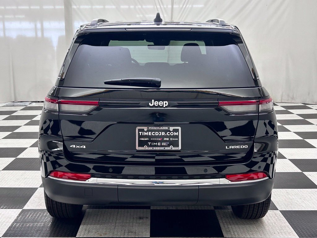New 2027 Jeep Grand Cherokee Laredo AWD/4WD image 6