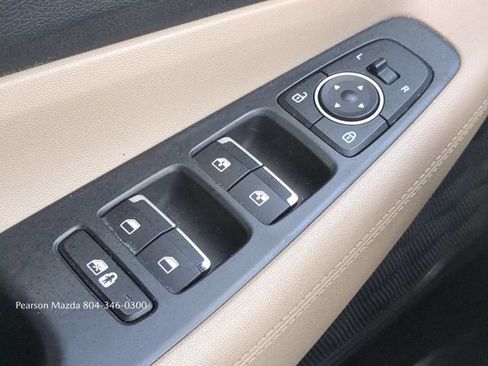 Used 2023 Hyundai Santa Fe SEL AWD/4WD image 25