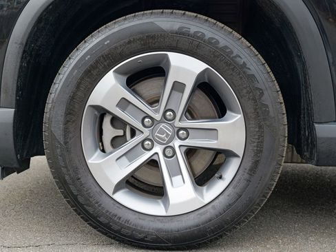 Used 2025 Honda Pilot EX-L image 15