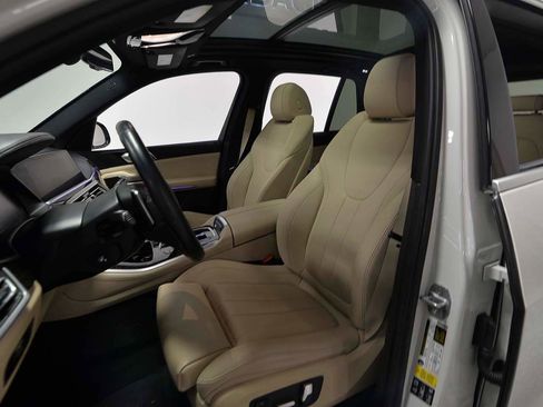 Used 2019 BMW X5 xDrive40i w/ Convenience Package image 8