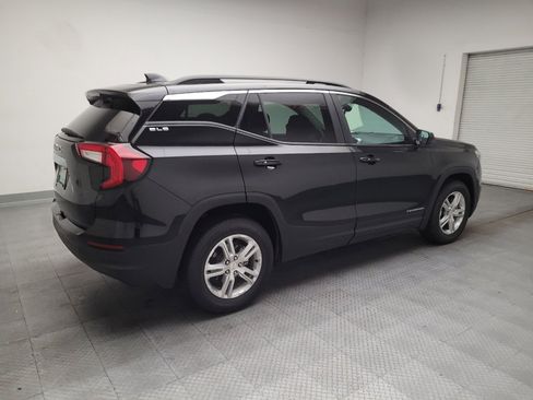 Used 2023 GMC Terrain SLE w/ Driver Convenience Package FWD image 10