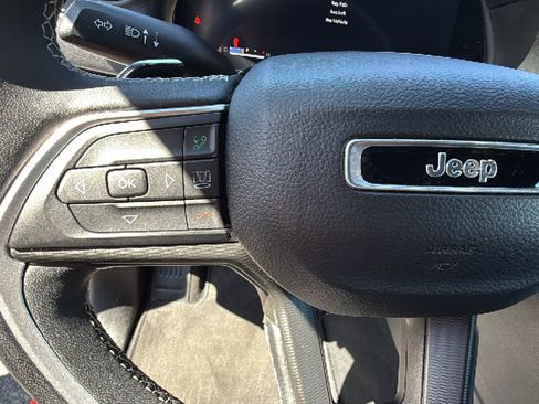 Used 2024 Jeep Grand Cherokee L Laredo AWD/4WD image 23