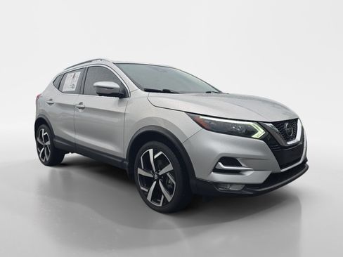 Certified 2022 Nissan Rogue Sport SL w/ Premium Package AWD/4WD image 8