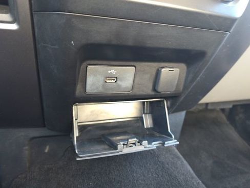 Used 2018 Ford F150 XLT image 14