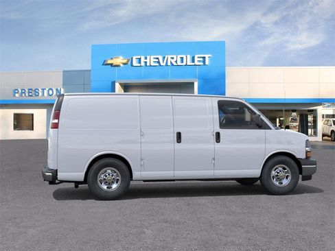 New 2025 Chevrolet Express 2500 Work Van w/ Driver Convenience Package image 5