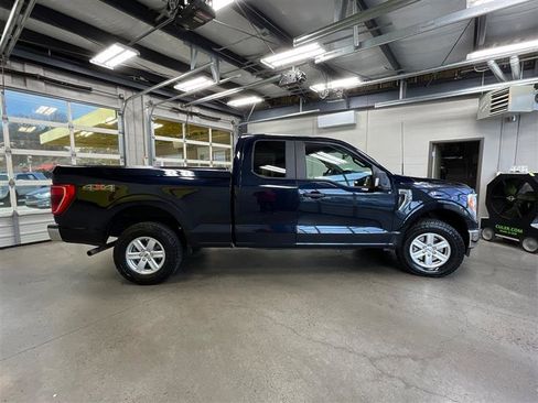 Used 2022 Ford F150 XLT w/ Trailer Tow Package image 6