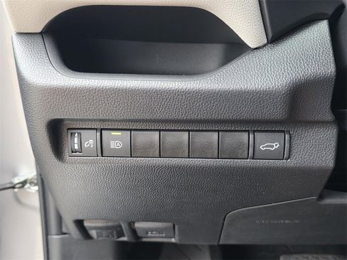 Used 2024 Toyota RAV4 XLE Premium image 24