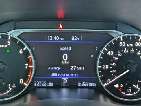 Used 2025 Nissan Altima 2.5 SR AWD/4WD image 16