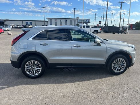Certified 2024 Cadillac XT4 Premium Luxury AWD/4WD image 17