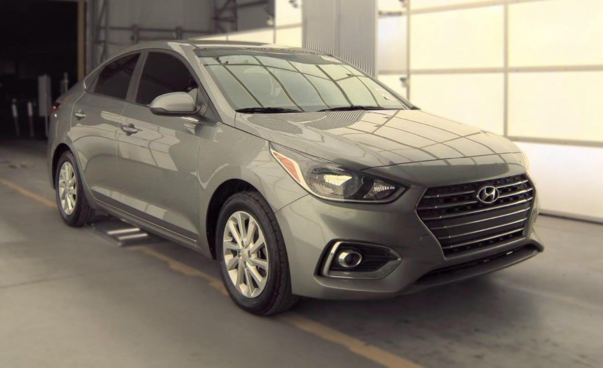 Used 2022 Hyundai Accent SEL FWD image 4
