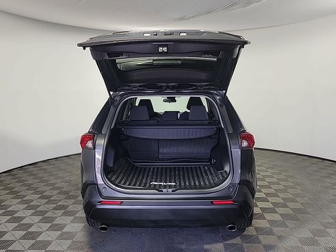Used 2020 Toyota RAV4 XLE w/ All Weather Liner Package AWD/4WD image 6