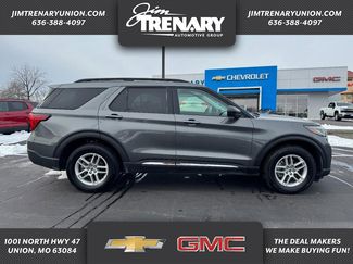 Used 2025 Ford Explorer Active video 1