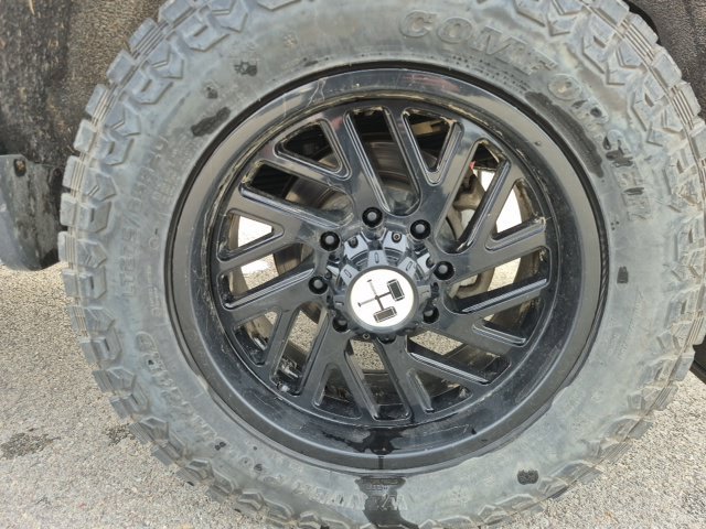Used 2022 Chevrolet Silverado 3500 High Country w/ Safety Package II AWD/4WD image 12