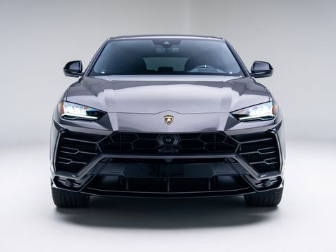 Used 2021 Lamborghini Urus image 4