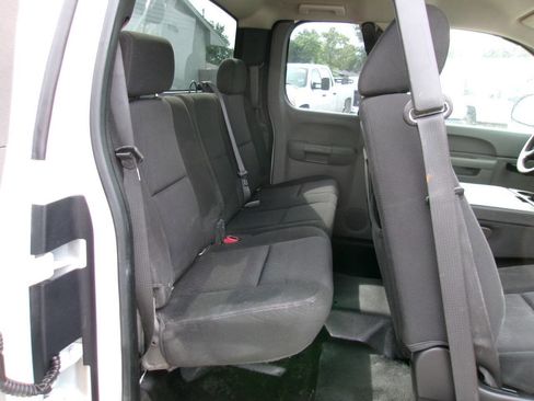 Used 2010 Chevrolet Silverado 2500 W/T image 11