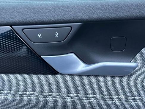 New 2026 Volkswagen Tiguan S AWD/4WD image 21
