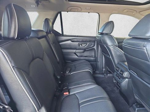 Used 2024 Honda Pilot Elite image 23