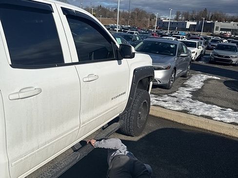 Used 2017 Chevrolet Silverado 1500 LT w/ All Star Edition image 7