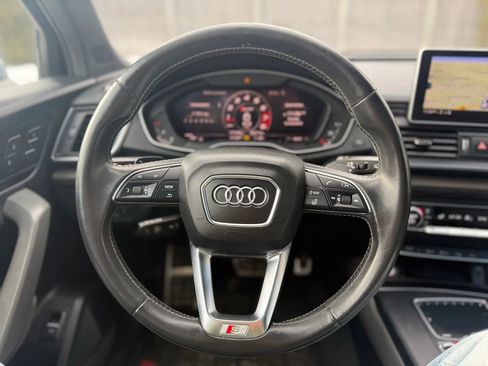 Used 2019 Audi SQ5 Prestige w/ Prestige Package image 22