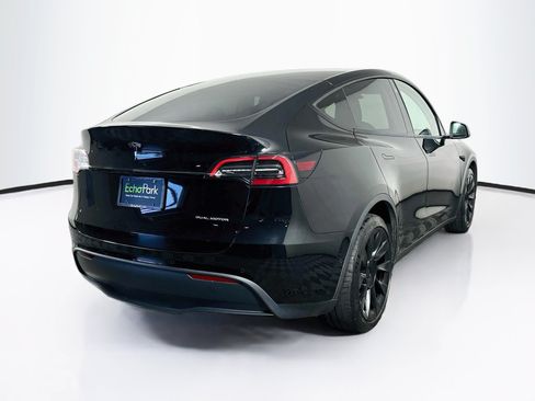 Used 2022 Tesla Model Y Long Range AWD/4WD image 9