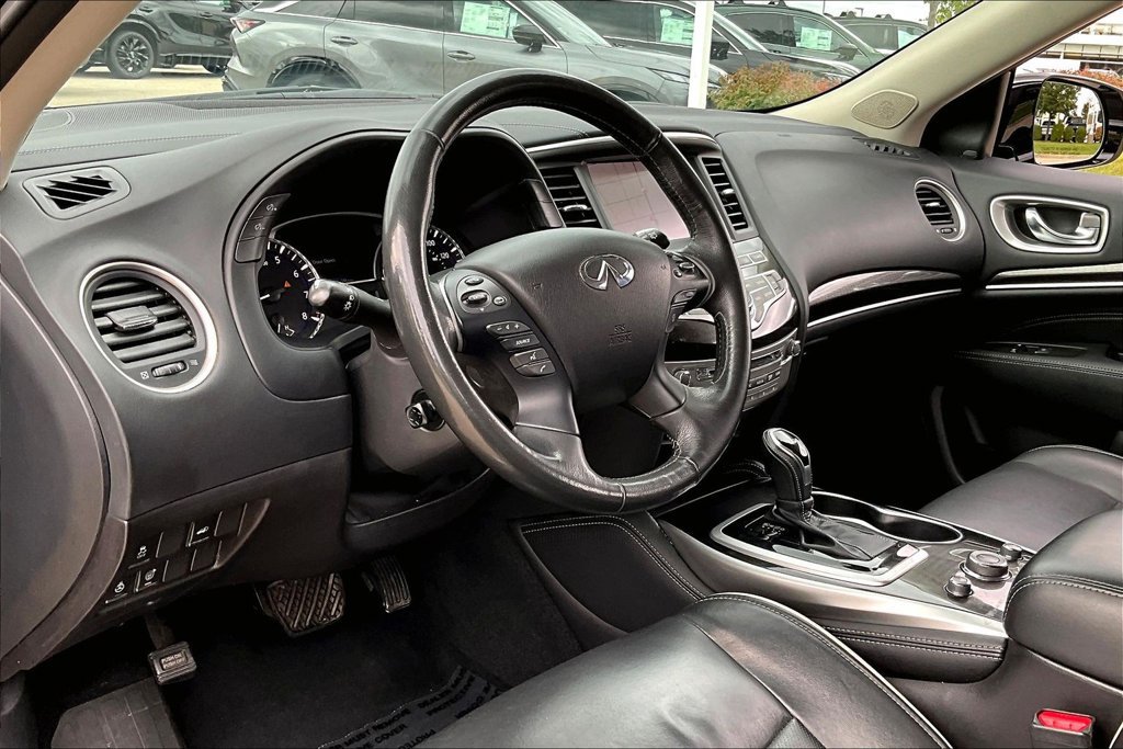 Certified 2018 INFINITI QX60 Luxe w/ Premium Plus Package AWD/4WD image 16