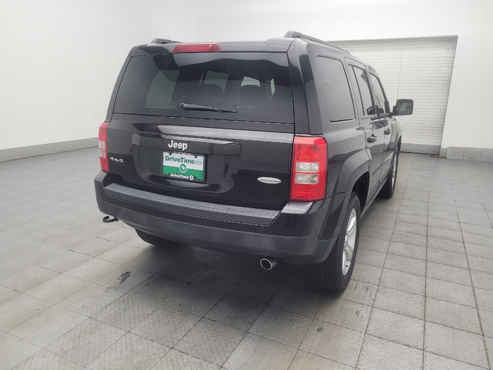 Used 2014 Jeep Patriot Latitude AWD/4WD image 9