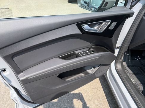 Used 2023 Audi Q4 e-tron Premium Plus w/ Premium Plus RWD image 12