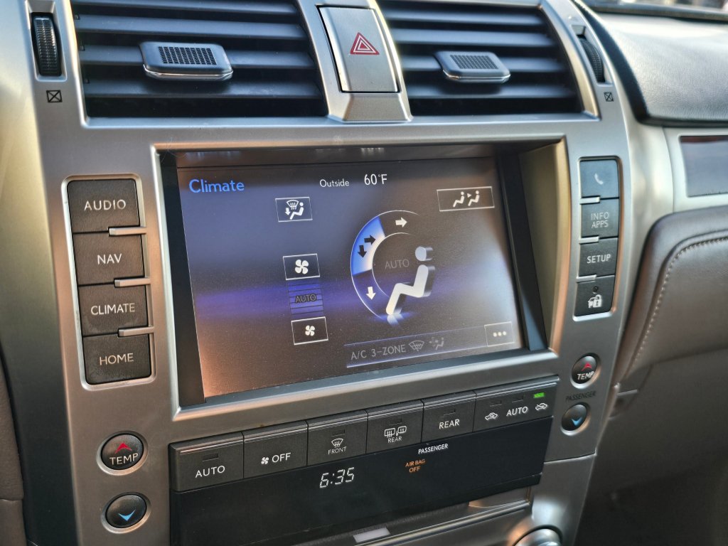 Used 2017 Lexus GX 460 Premium AWD/4WD image 11