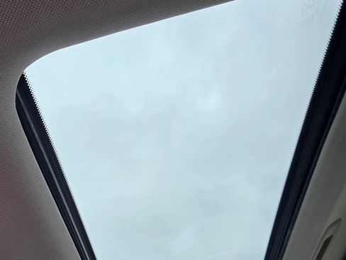 Used 2018 INFINITI Q50 Luxe w/ Essential Package (3.0T Luxe) image 27