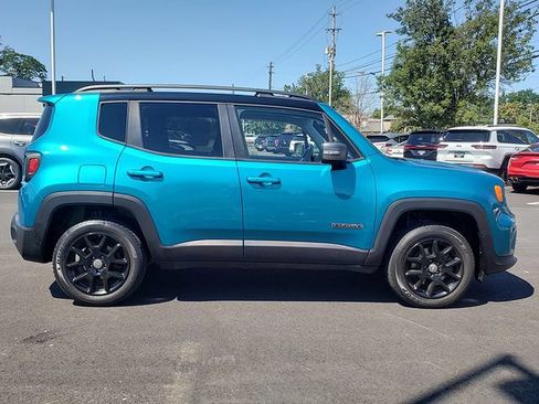 Used 2021 Jeep Renegade Limited AWD/4WD image 7