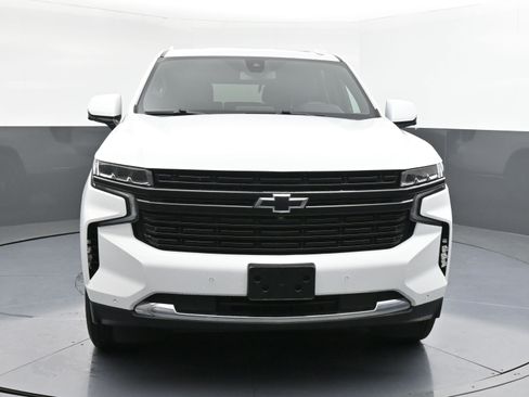 Used 2023 Chevrolet Tahoe LT w/ Luxury Package AWD/4WD image 2