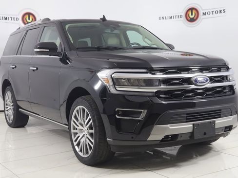 Used 2022 Ford Expedition Limited image 22