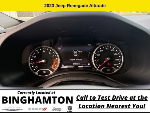 Used 2023 Jeep Renegade Altitude AWD/4WD image 12