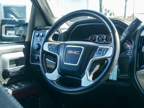Used 2016 GMC Sierra 2500 SLE w/ SLE Preferred Package AWD/4WD image 14