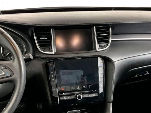 Used 2022 INFINITI QX50 Luxe image 6