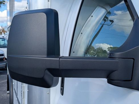 New 2025 Chevrolet Express 4500 w/ Power Convenience Package image 14