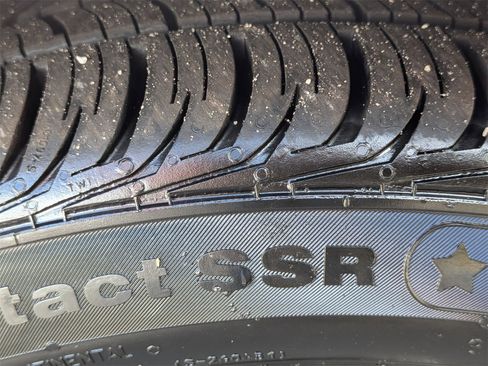 Used 2023 Mercedes-Benz C 300 C 300 image 11